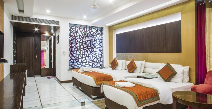 Hotel Le Benz - Free Airport Pick-Up à New Delhi Extérieur photo